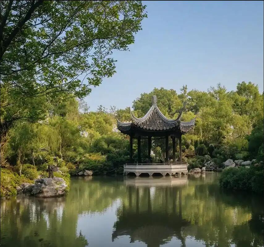 重庆夏岚餐饮有限公司